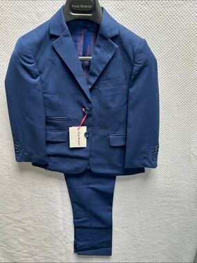 Isaac Mizrahi Cobalt Blue  2 button poly/wool blend Classic Boy’s Suits. NWT.